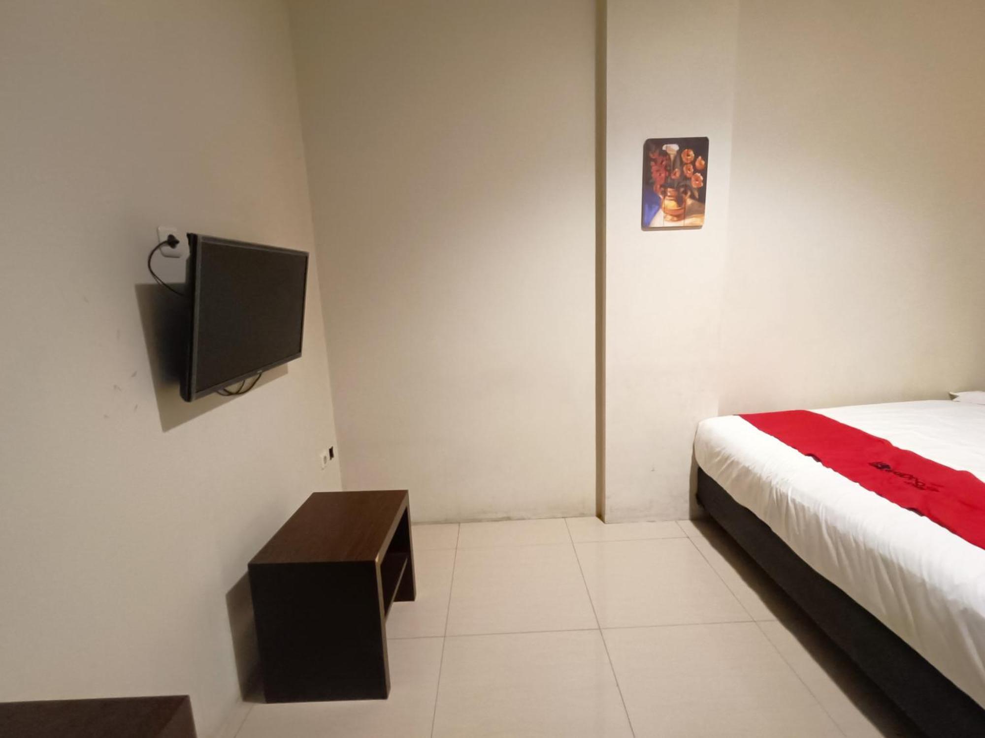 Hotel O Makassar Near Gereja Advent Tikala Baru Formerly Rid'S Hotel Manado Buitenkant foto