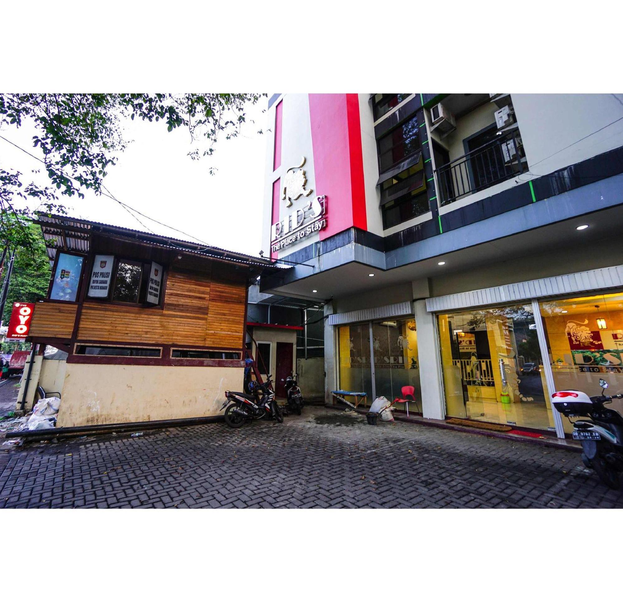 Hotel O Makassar Near Gereja Advent Tikala Baru Formerly Rid'S Hotel Manado Buitenkant foto