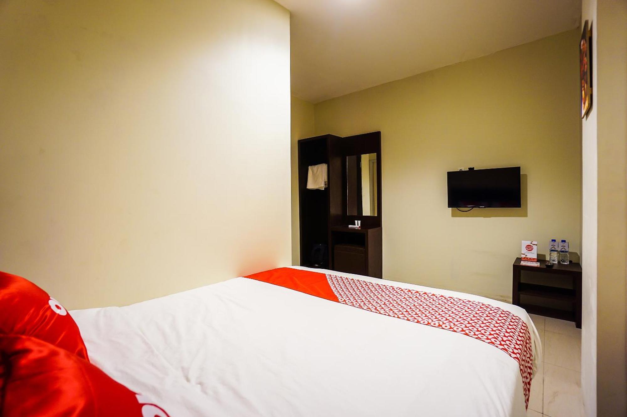 Hotel O Makassar Near Gereja Advent Tikala Baru Formerly Rid'S Hotel Manado Buitenkant foto